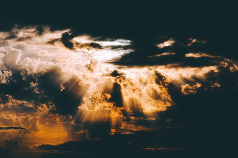 cloudy sky at daytime, clouds with sun rays, sunset, night, stockholm HD wallpaper