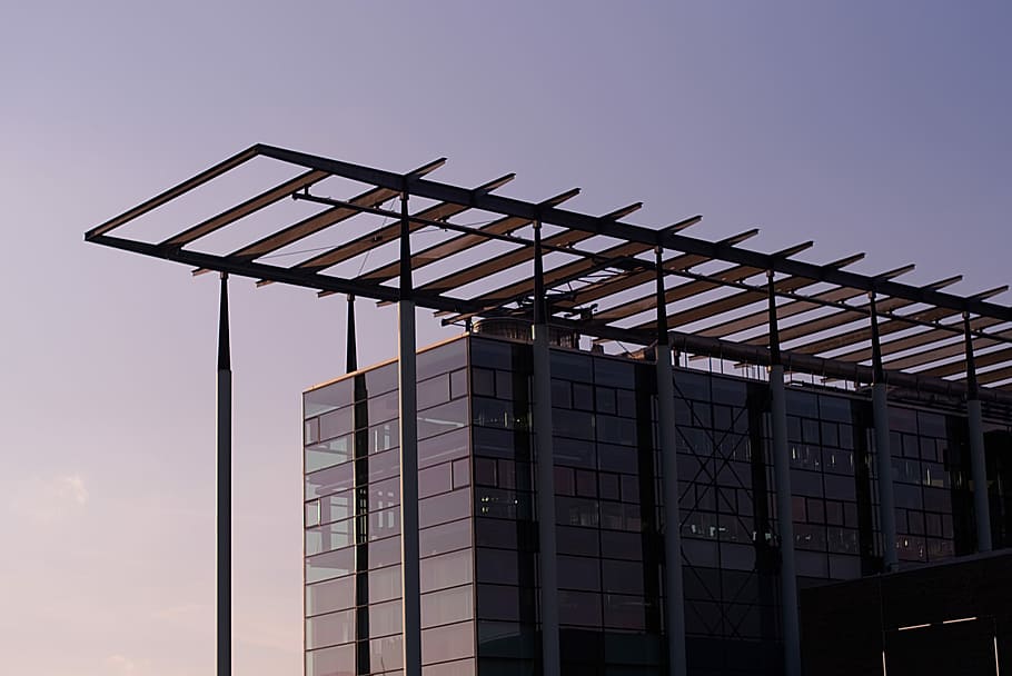 nieuwe is the new, new, curtain wall building under clear sky HD wallpaper