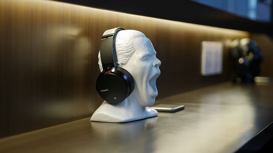 black wireless headphones on white person's head figurine, sculpture, HD wallpaper