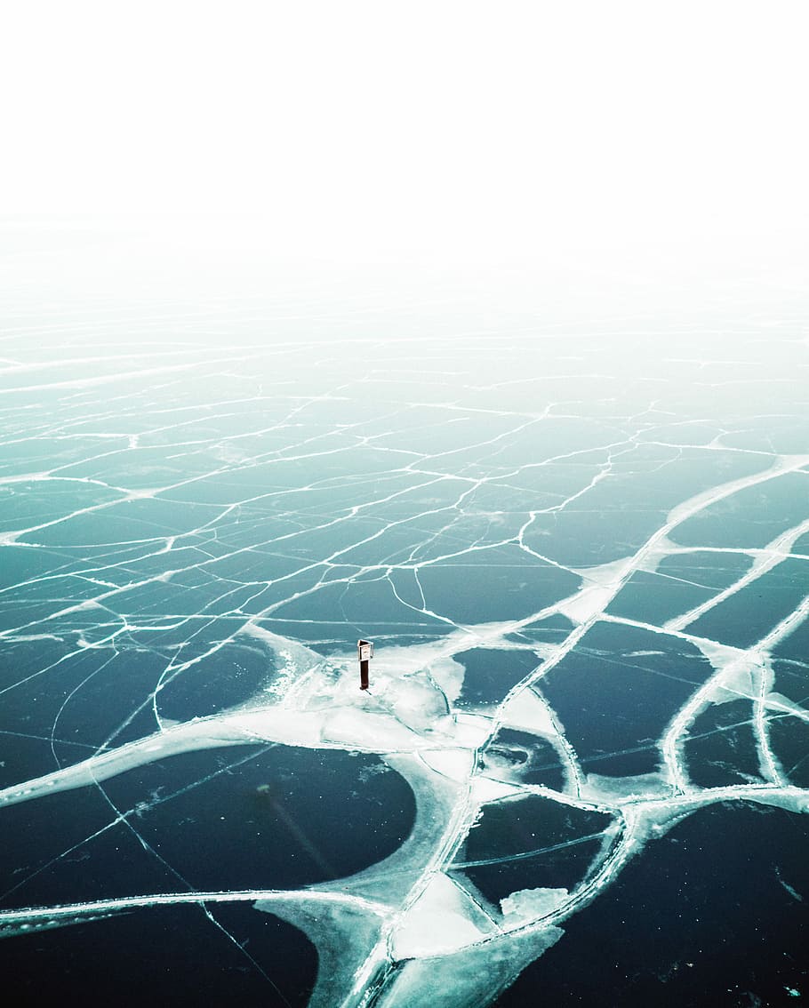 person standing on ice, aerial photography of ice field, wallpaper HD wallpaper