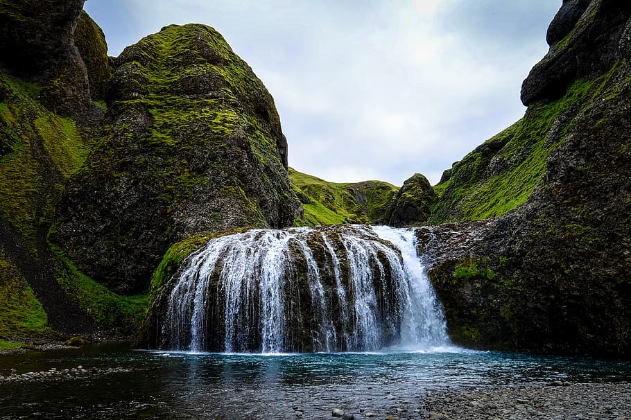 landscape, nature, water, rocks, boulder, environment, flow, moss HD wallpaper