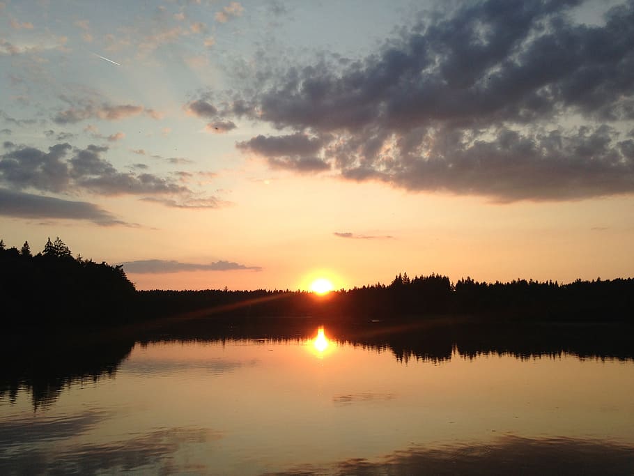 sunset-pond-summer-sunset-mirroring-the-