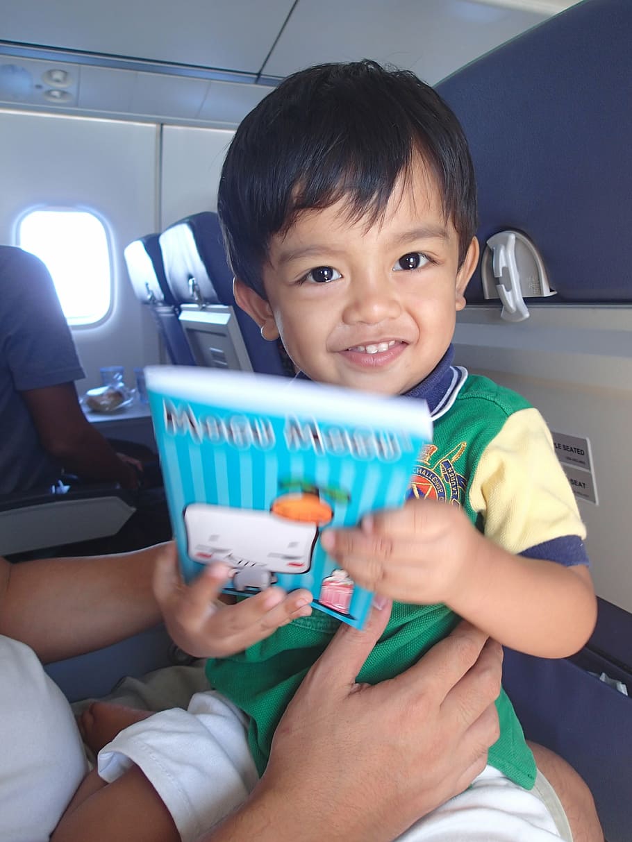kid, child, happy, small, toddler, airplaine, flight, childhood HD wallpaper
