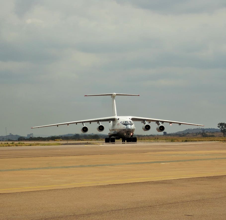 airplane, aircraft, flight, transportation, jet, runway, flying HD wallpaper