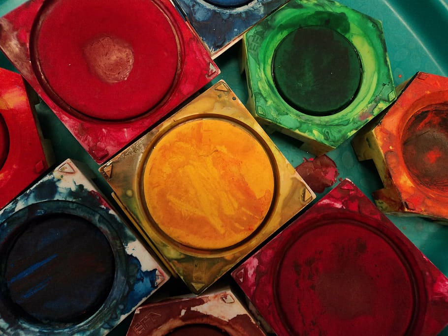 closeup photo of assorted-color paints, paint boxes, tusche indian ink HD wallpaper