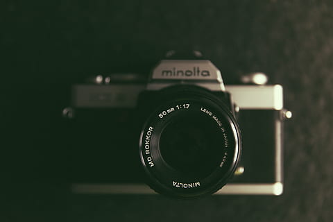 black and gray Minolta film camera on surface, analog, antique HD wallpaper