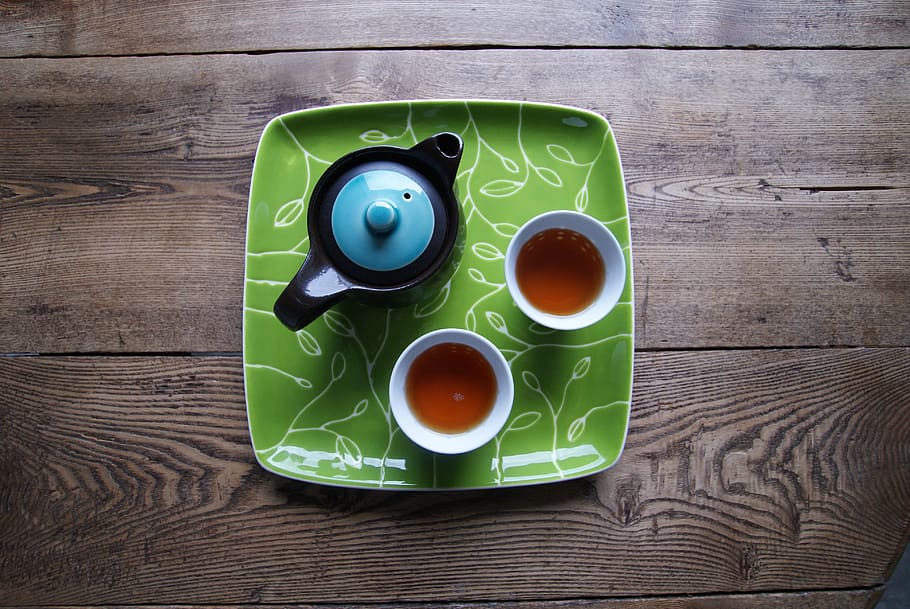 black ceramic kettle and two white coffee mugs, tea, wooden table HD wallpaper
