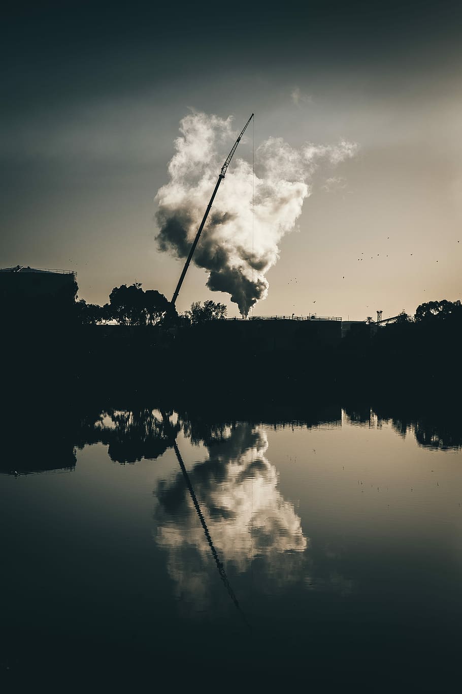 grayscale photography of smoke across body of water, silhouette HD wallpaper