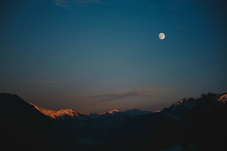 snow-capped mountain at night time with moon, brown mountain and moon HD wallpaper