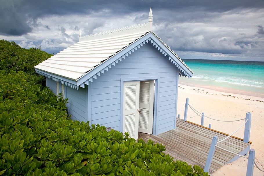 blue wooden house near ocean water, bahamas, beach, landscape HD wallpaper