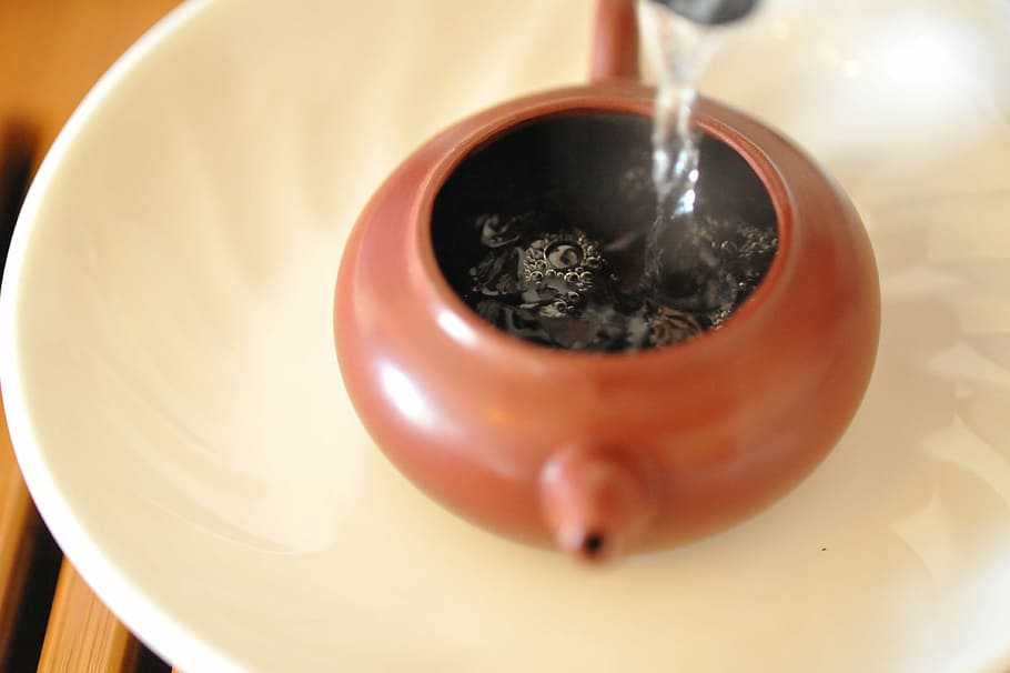 water poured in brown teapot, chinese tea, food and drink, kitchen utensil HD wallpaper