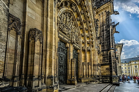 brown cathedral under cloudy sky during daytime, Vitus, St HD wallpaper