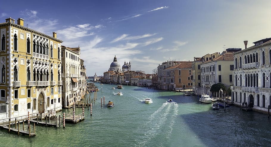 Venice, body of water between buildings during daytime, italy HD wallpaper