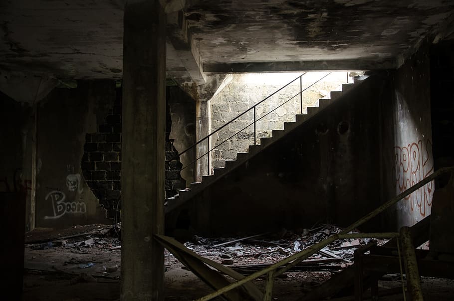 grey concrete stair case, ruin, stairs, leave, destroyed, broken, HD wallpaper