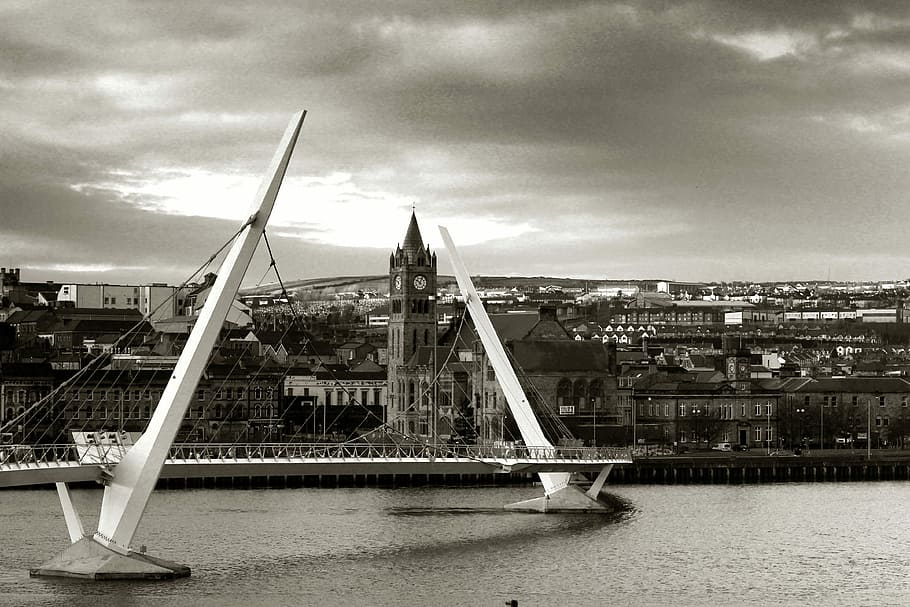 Peace Bridge in Derry, Ireland, city, clouds, photos, monochrome