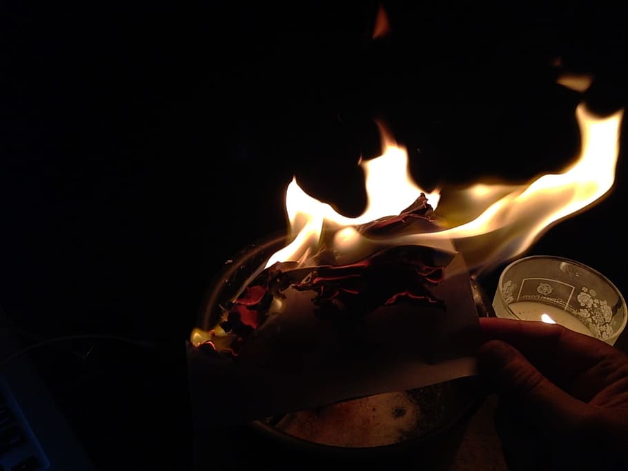flamed paper, Fire, Witch, Spell, Magic, Dark, Mystery, witchcraft HD wallpaper