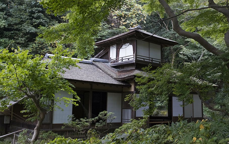 white and gray house surrounded with trees at daytime, the chōshūkaku HD wallpaper