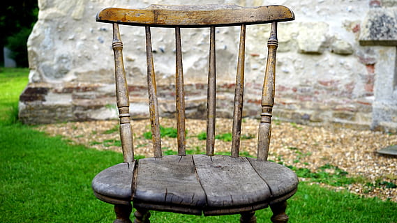 where to find furniture to upcycle, upcycling ideas, upcycled furniture,