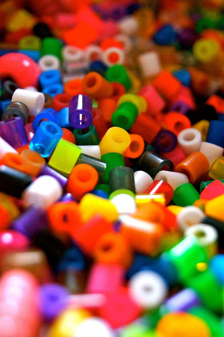 assorted-color beads, colorful, plastic, play, thread, chain, HD wallpaper