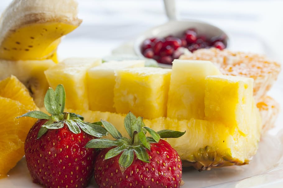pineapple slices and strawberries served on plate, fruit, diet HD wallpaper