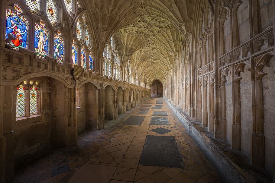 empty concrete hallway inside building during daytime, gloucester cathedral HD wallpaper