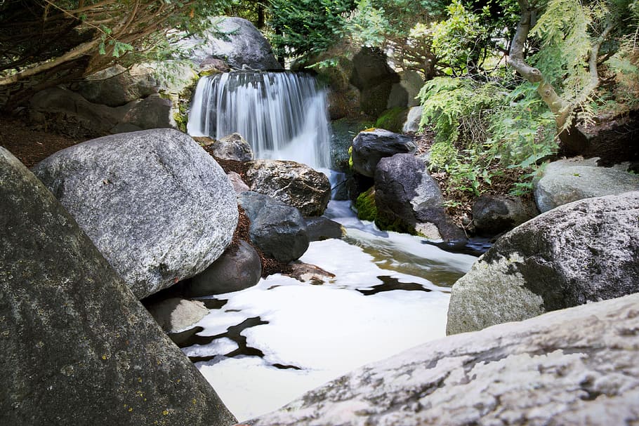 waterfalls during daytime, Small, Rocks, small waterfall, flowing HD wallpaper
