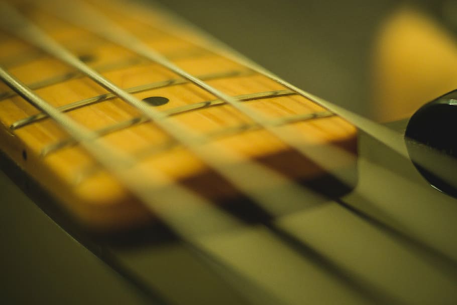 selective focus photography of guitar strings, close, brown HD wallpaper