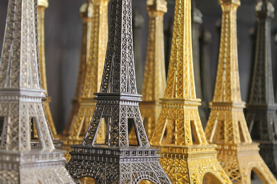 Paris, Eiffel Tower, Souvenirs, statuette, golden, silver, architecture HD wallpaper