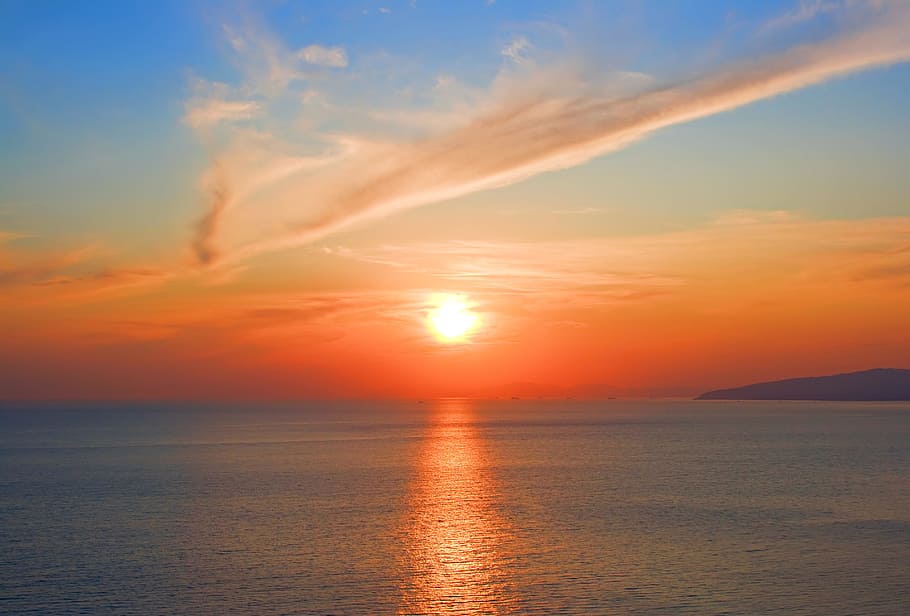 body of water during golden hour, sun, sea, sunset, beach, holiday HD wallpaper