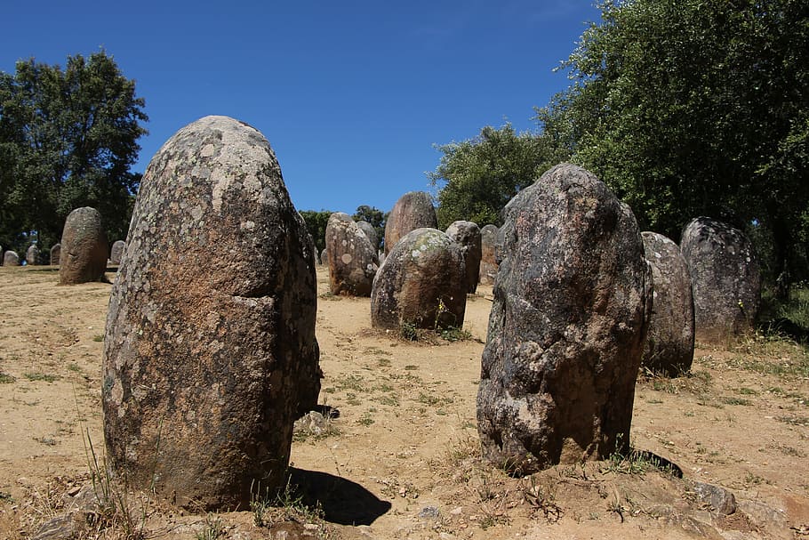 Stone, Cromlech, almendres, prehistoric culture, portugal, évora, HD wallpaper