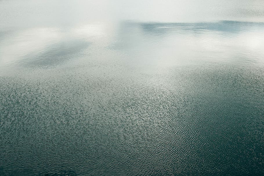 body of water with raindrops, clouds, cyan, gray, nature, sea HD wallpaper