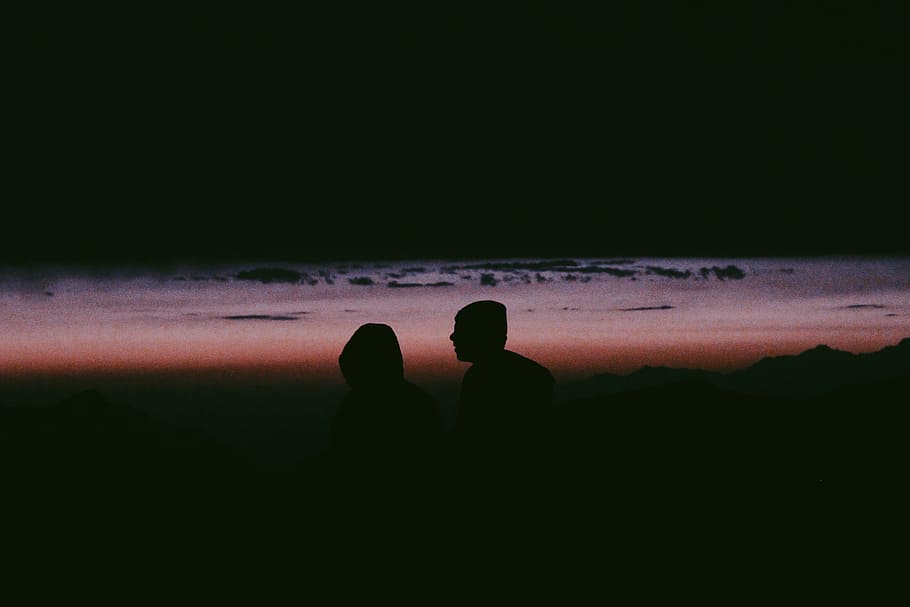 silhouette photo of man and woman, silhouette photo of two persons HD wallpaper