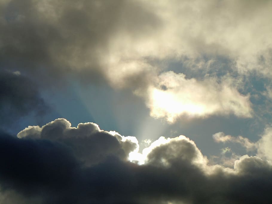 clouds, sunbeam, rain clouds, cloud - sky, beauty in nature HD wallpaper