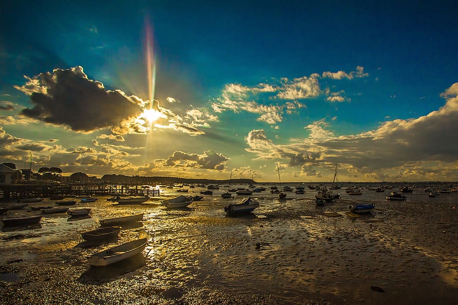 white boats on dry ocean during daytime, poole, sunset, low tide HD wallpaper