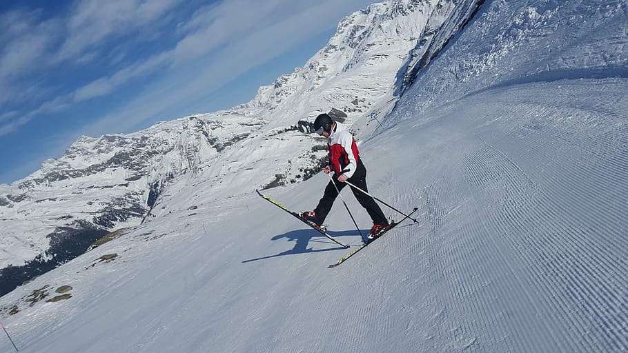 Alps ski skiing. Италия Альпы снег. Итальянцы зимние виды спорта. Лыжный спорт фото 16:9. Спорт в горах фото.
