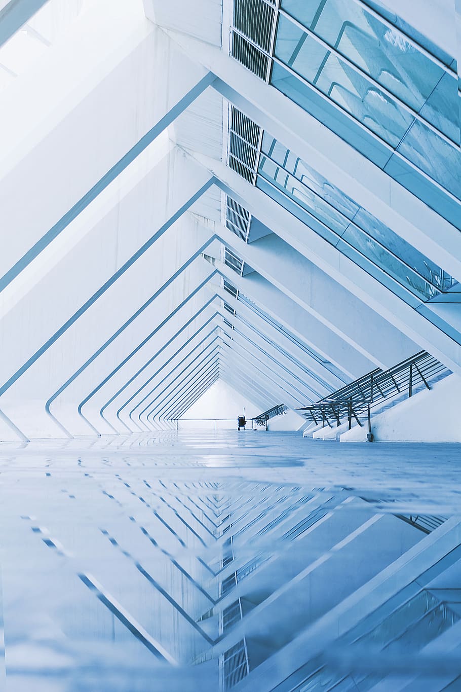 architectural photography of white concrete structure, white and silver building in worms view photography HD wallpaper