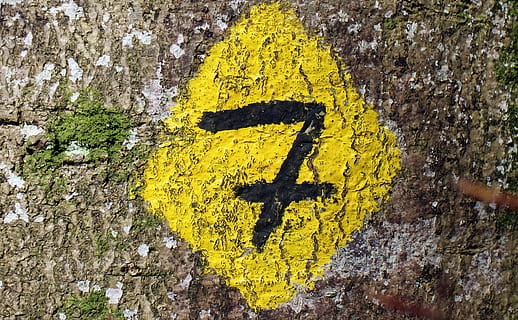 number 7 post, trail, signpost, seven, mark, digit, yellow HD wallpaper