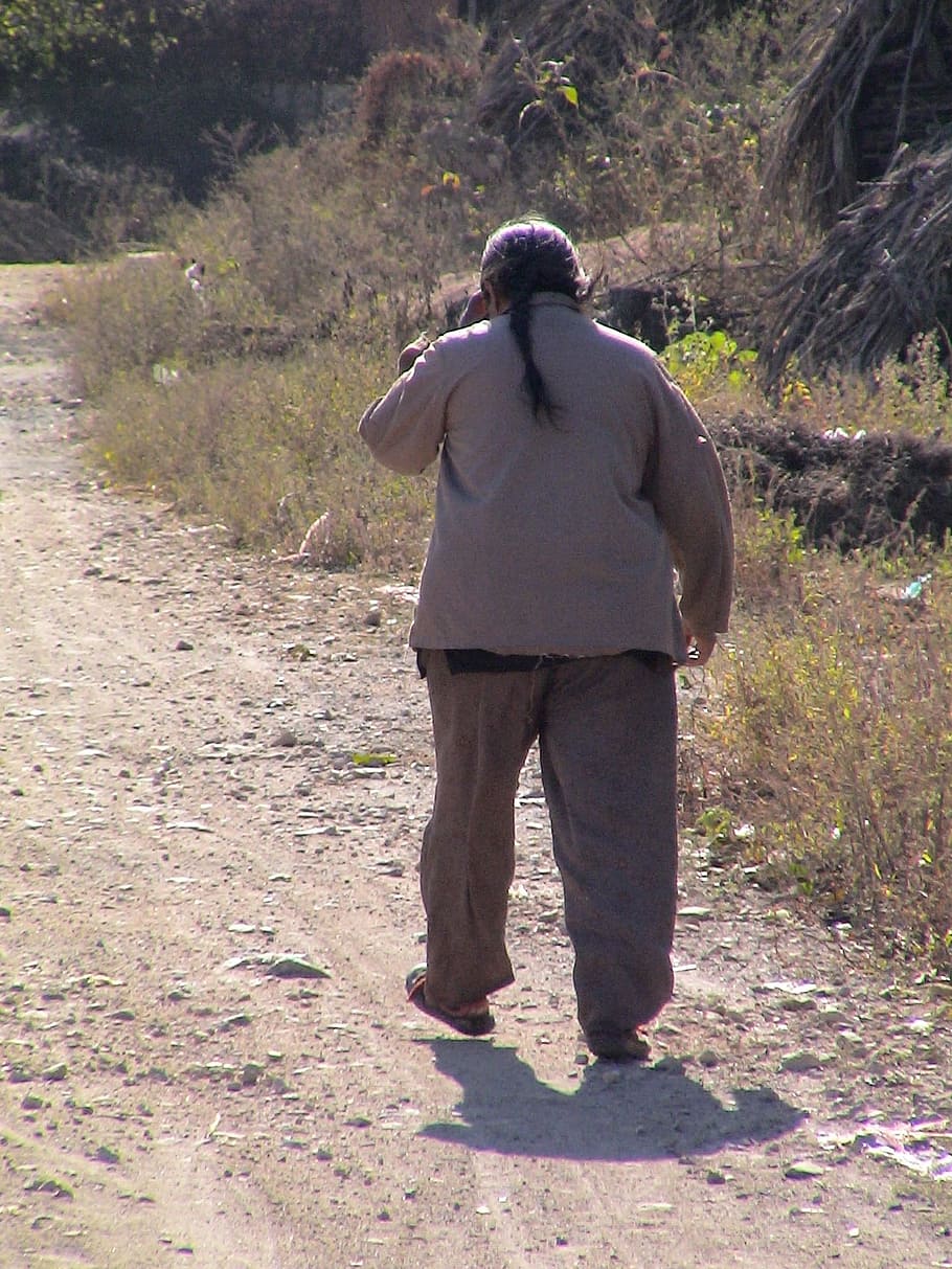 Man, Human, Lonely, Old, bent, live normal, rural population HD wallpaper