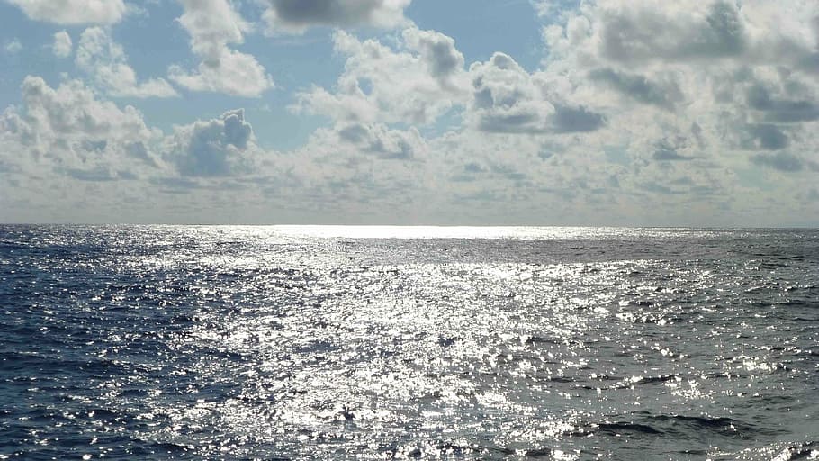 the sea, sun, clouds, water, sky, cloud - sky, beauty in nature HD wallpaper