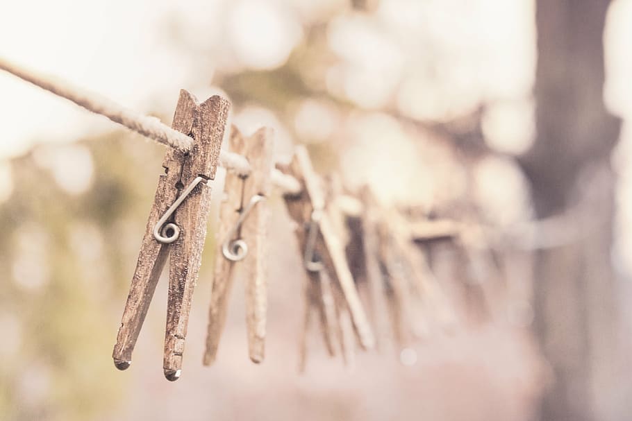 selective focus photography of wooden clip, pegs, clothes line, HD wallpaper