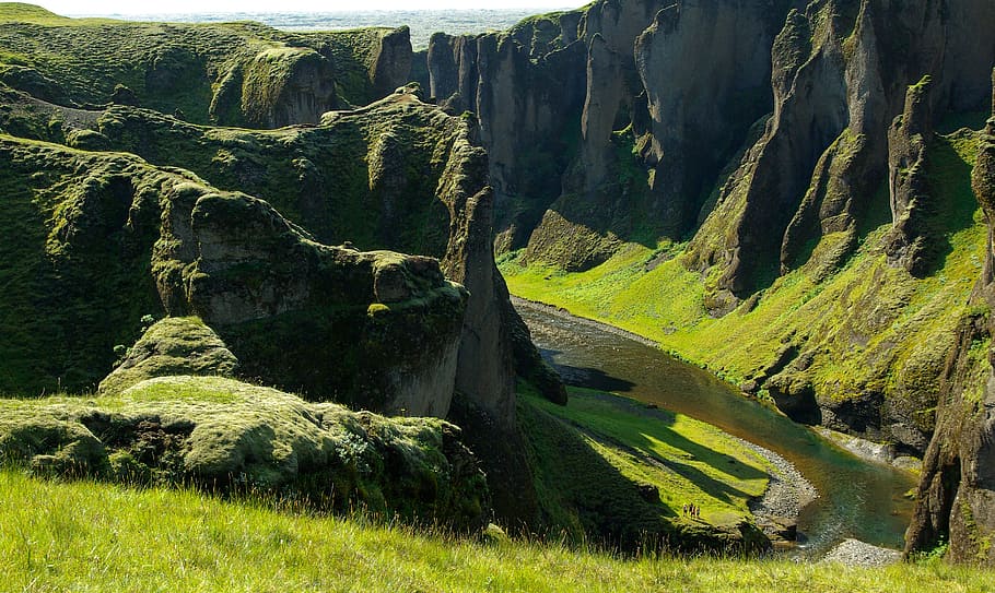 green mountain during daytime, iceland, canyon, gorges, torrent, HD wallpaper