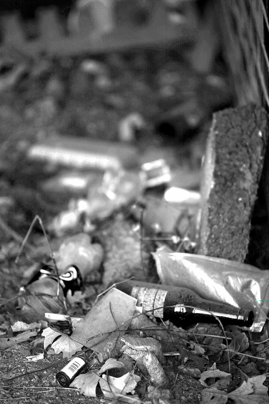 garbage, depression, trash, abandoned, dirty, no people, focus on foreground HD wallpaper