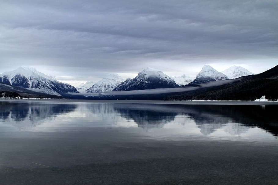 Mountains, sky, and lake landscape in Glacier National Park, Montana, HD wallpaper