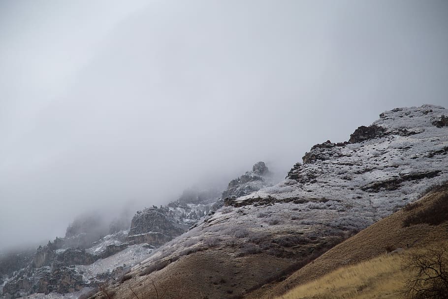 mountain range with fogs, foggy mountain peak, cloud, snow, highland HD wallpaper