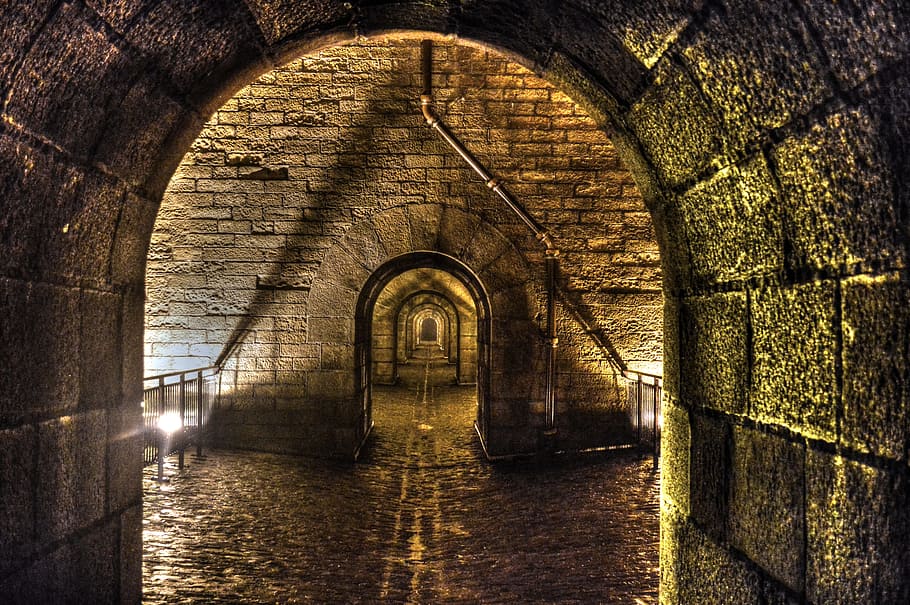 photo of arched brown cave interior, passage, path, arches HD wallpaper