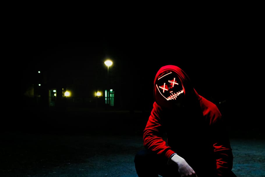 man squatting during nighttime, man kneeling on floor, male, guy HD wallpaper
