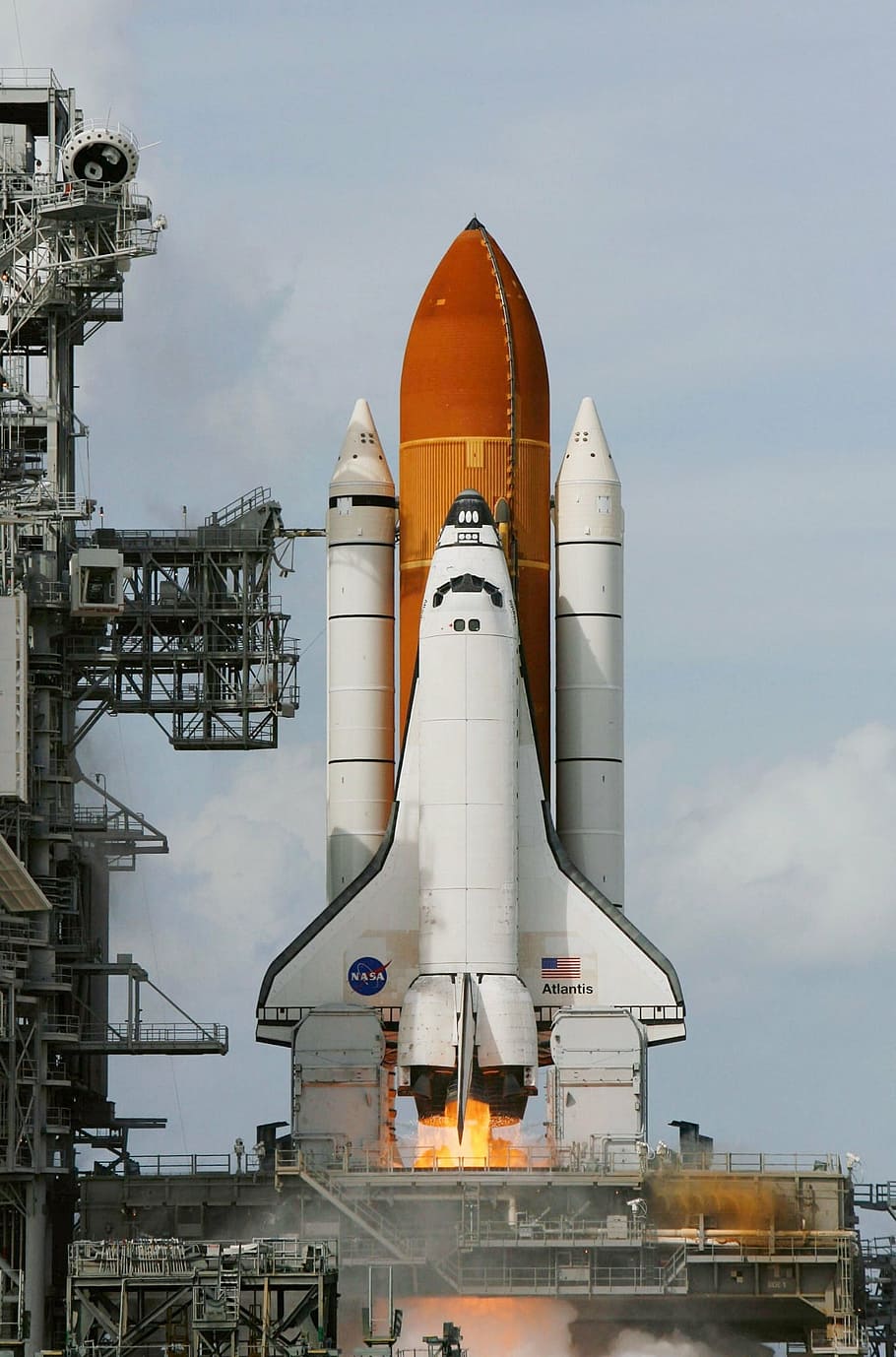 NASA space shuttle taking off from ground, space shuttle atlantis