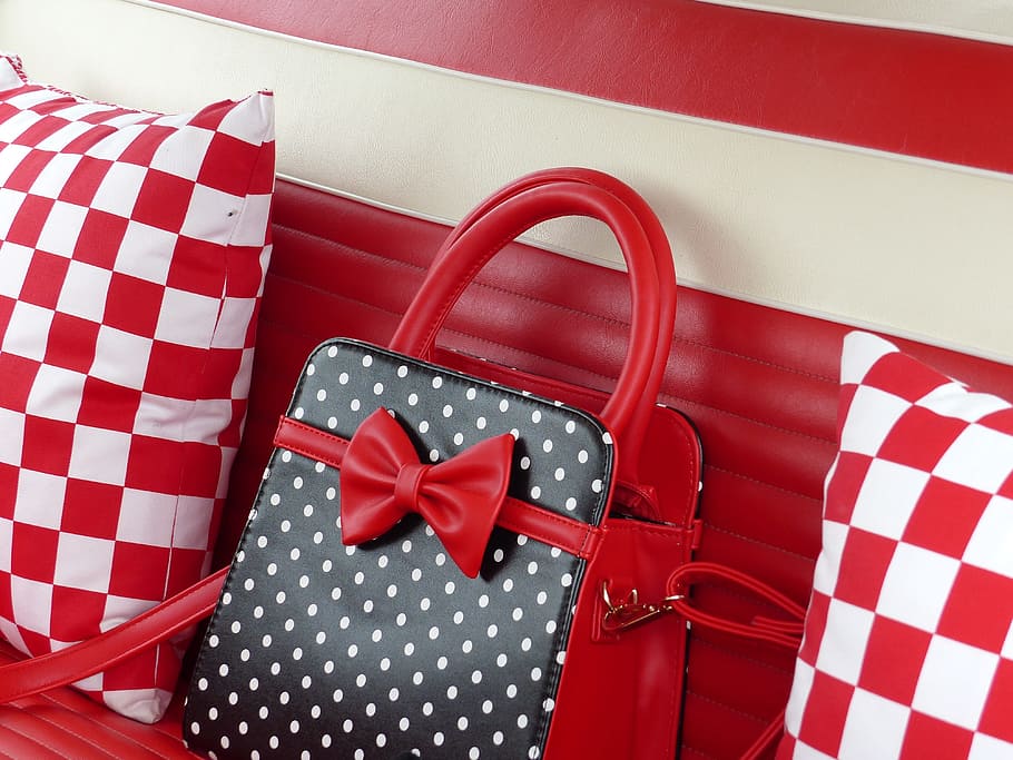 bag, red, pillows, car, summer, exhibition, automobile seat HD wallpaper