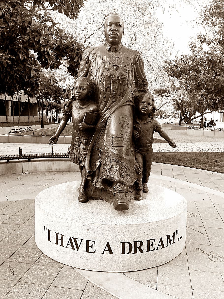 man and two boys statue, martin luther king jr, dream, american