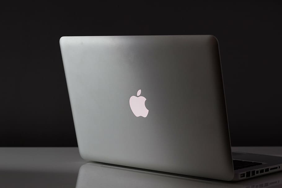 apple, computer, laptop, macbook, table, technology, internet HD wallpaper
